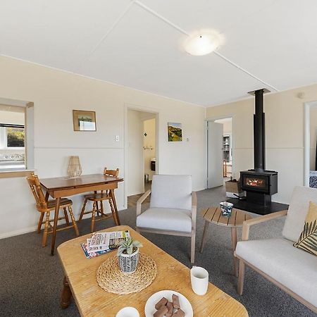 The Green Trout - Paraparaumu Beach Holiday Home Eksteriør billede