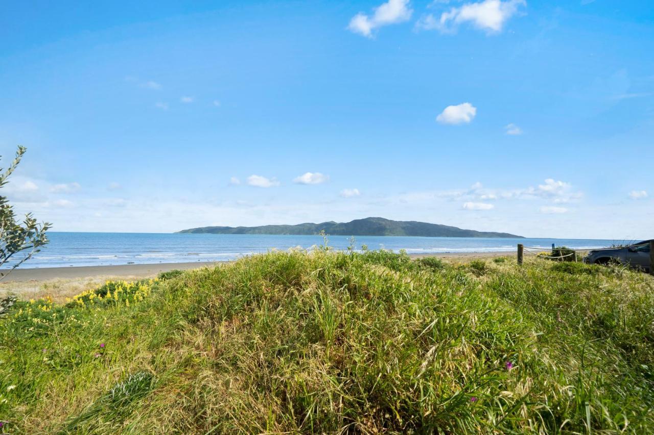 The Green Trout - Paraparaumu Beach Holiday Home Eksteriør billede